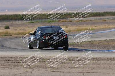 media/Oct-04-2025-OnGrid (Sat) [[44bd565ffa]]/Pink Group/Grapevine/